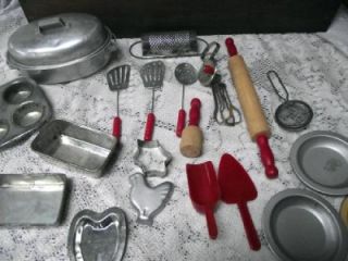 Vintage Childs Play Kitchen Items Vintage Aluminum 22 Pieces in All 