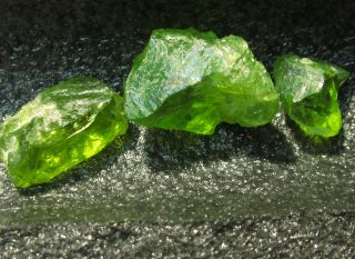 45 00ctw 3 Stone Parcel Arizona Green Peridot Facet Cab lapidary Rough 