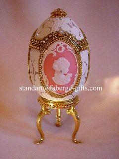 Russian Music Box Cameo Egg Plays Von Weber Overture 3