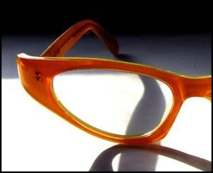 VIXEN Sexy Cat Eye 1 50 Reading Glasses Eyeglass Frames Orange Lime 
