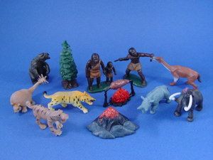 Toy Soldiers Prehistoric Cavemen 1 32 Scale Set Painted Plastic 