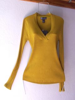 this is a gorgeous knit from chelsea theodore new first quality with 