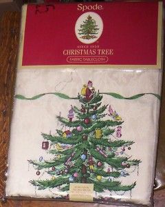 Spode Linens Christmas Tree Tablecloth 70 Round Washable NEW