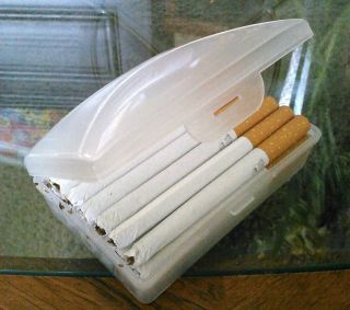 Locking Protective Plastic Cigarette Case