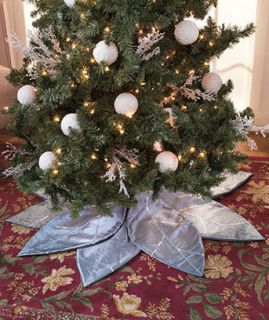 Poinsettia Christmas Tree Skirt Accent Petals 49 diam silver