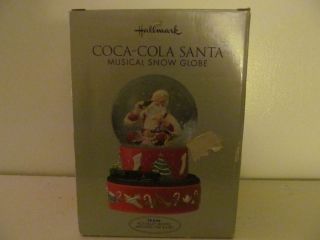 2001 Hallmark Coke Coca Cola Christmas Santa Claus Snow Globe Music