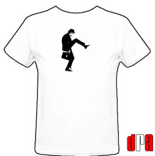 John Cleese The Ministry of Funny Walks 100 Unofficial Tribute T Shirt