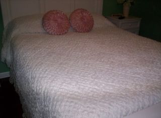 Vintage White Cotten Chenille Bedspread 93X100 Plush Diamond Pom Pom