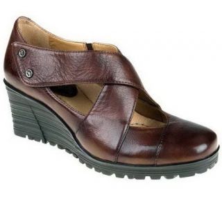 Earth Brands Footwear — Shoes & Handbags —