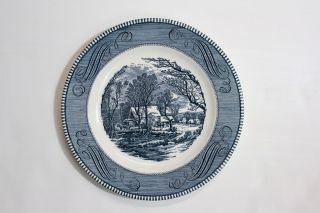 Vtg Currier & Ives Royal Ironstone China Dinner Plates