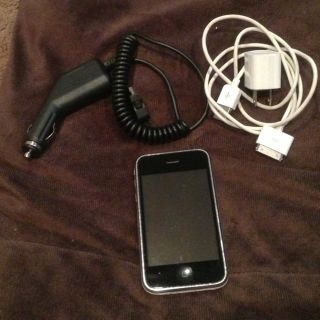 Apple Iphone 3GS 16GB White AT T Smartphone A1303