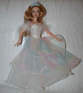 Adorable Delia Princess Barbie doll   12 Dancing Princesses in Angelic