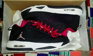 Girls size 5 Nike Jordan after game ll GS black & bright pink Womens