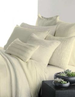 DONNA KARAN   Essentials Lustre Seam Ivory Standard/Queen Pillowsham