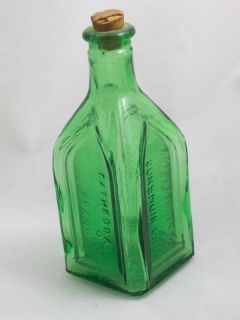 Vintage Glass Miniature Small Bottle Collection 8 Bottles Medicine 4B