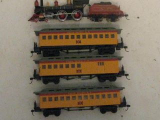 HO SCALE BACHMANN OLD TIME STEAM PASSENGER SET