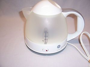  General Electric Teakettle Hot Water 106832 32 Ounces 4 Cup Tea Kettle