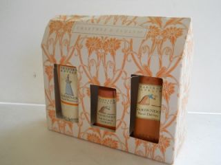NIB CRABTREE & EVELYN 3 PC GARDENERS GIFT SET HAND THERAPY, RECOVERY