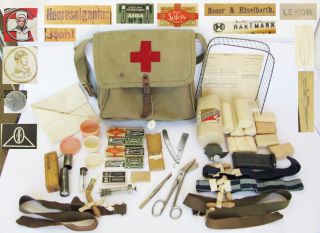 WWII ORIGINAL GERMAN ARMY MEDIC FIRST AID BAG w/EQUIPMENT V.RARE