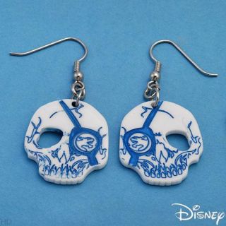 Walt Disney Pirates of The Carribean Skull Pierced Dangle Earrings New