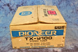 Pioneer TX 9100 Vintage Stereo AM / FM Tuner in Factory Box 2408