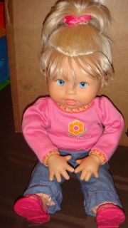 Fisher Price Doll Little Mommy Bilingual English Spanish Baby Knows