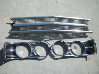 NICE!!! 1969 FORD GALAXY FRONT GRILLE GRILL & HEADLIIGHT BEZELS