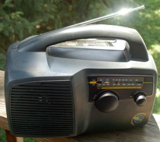  Freeplay Solar and Generator Radio