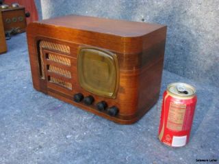 Antique Vintage Tube Radio 1940s Fada 352J Wood