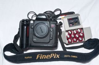Fujifilm FinePix S2 Pro 6 2 MP Digital SLR Camera Black Body Only