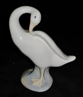  Figurine 4553 Little Duck or GOOSE Bird Fulgencio Garcia Mint