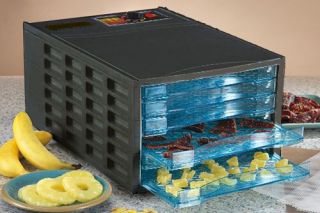 New in Box 500 Watt 6 Trays Digital Fruit / Jerky / Food Dehydrator