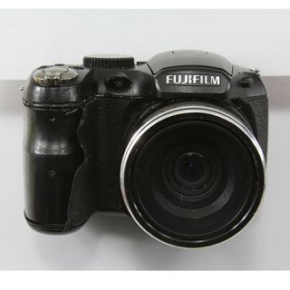 Fujifilm FinePix S1800 12 2MP 18x Zoom Digital Camera Black