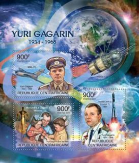 Central Africa Yuri Gagarin Space 3 Stamp Sheet 3H 105