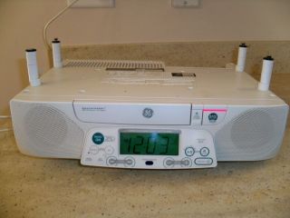 GE Spacemaker Under Cabinet Radio CD Player Model 7 5290A