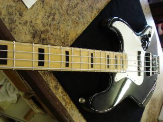 Fender Geddy Lee Signature Jazz Bass
