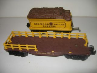 Lionel Redwood Valley Express Flat Car and Gondola