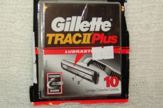Gillette Trac II Plus Lubrastrip 10 Cartridges NIP Damaged Packaging