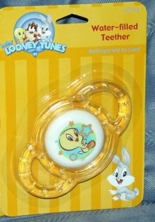 LOONEY TUNES BABY BOYS GIRLS YELLOW WATER FILLED RATTLE TEETHER TOY