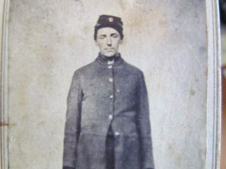Ann Arbor Michigan Civil War Soldier CDV Photograph