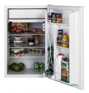 GE Spacemaker White 4 3 CF Compact Dorm Mini Refrigerator Freezer