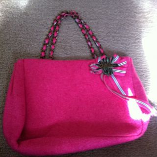 Goldie Hot Pink Bath and Body Works Bag So Chic and Hot
