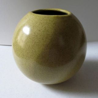 Glidden Bulbous ORB Vase Mid Century 1940s Pottery Mustard 7 x 6 1 2