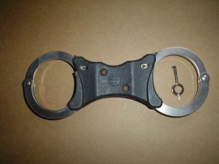  Hiatt Rigid Handcuffs with Key