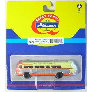 HO RTR Flxible Bus, Mass Northeastern/Lawrence Toys