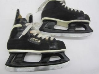 Bauer Junior Ice Hockey Skates Sz 3 D Width Made in Canada