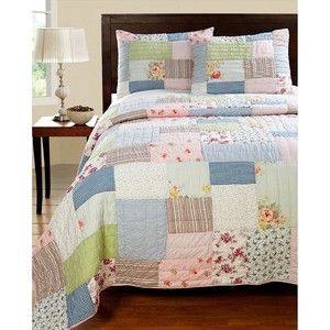 French Country Patchwork Queen Size Quilt Set Reversible Old Fashioned