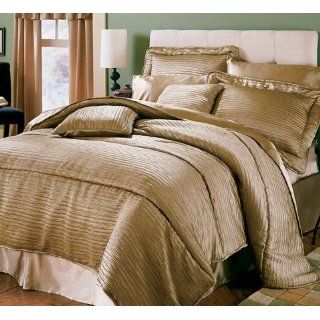  Pleat Satin King Comforter Set, 106 x 92 (GREEN): Home & Kitchen