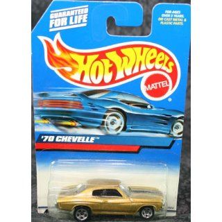   Hot Wheels 2000 Collector #107 70 Chevelle 1/64: Toys & Games