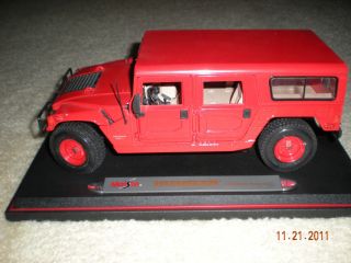 Hummer H1 Station Wagon 1 18 Scale Model by Maisto